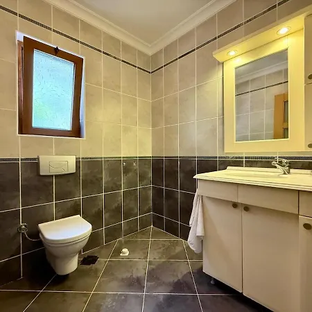 빌라 Private 5 Bedroomed Botanika In Turunc With Private Pool *