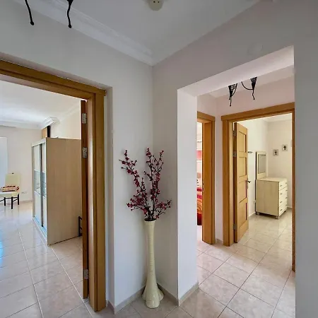 Private 5 Bedroomed Botanika In Turunc With Private Pool 빌라 말마리스